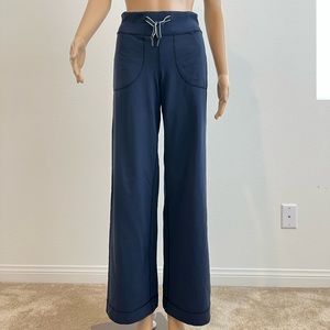 Lululemon On the Fly wide leg pants 2